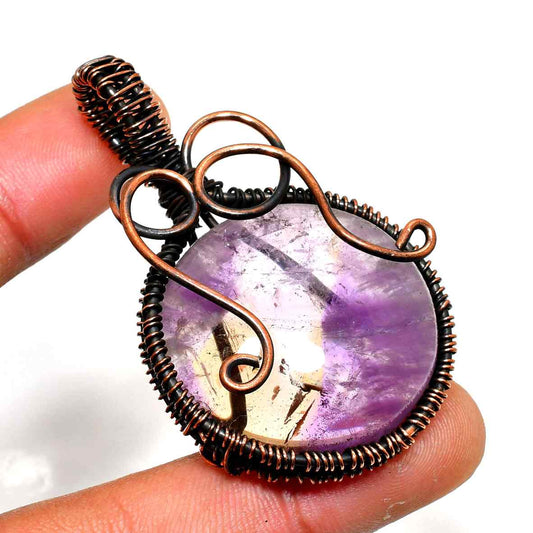 Ezra’s Veil – Mystical Amethyst Copper Pendant