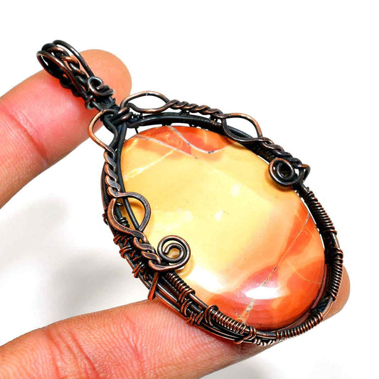 Ember Glow – Orange Agate Copper Pendant