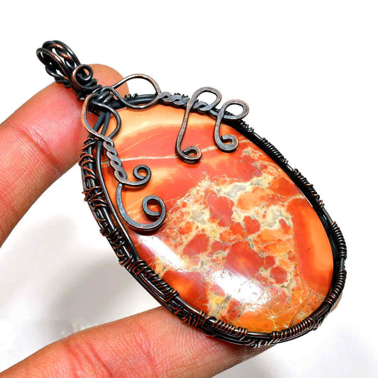 Ember’s Embrace – Carnelian & Oxidized Copper Pendant