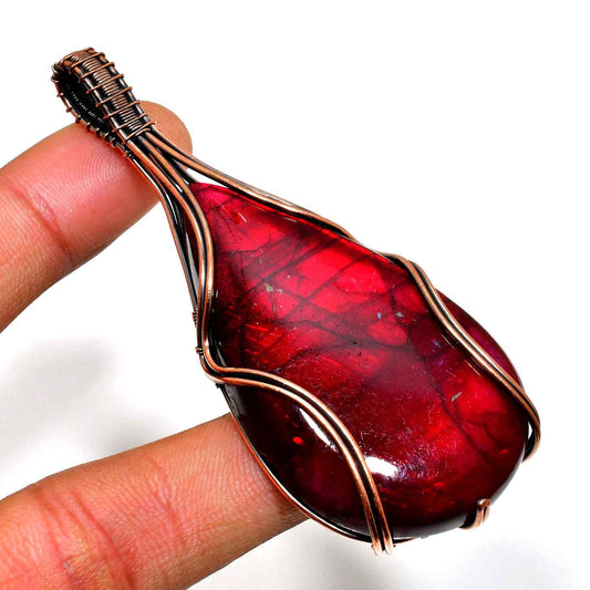 Crimson Ember – Copper-Wrapped Red Gemstone Pendant