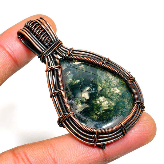 Earth’s Embrace – Moss Agate Copper Pendant