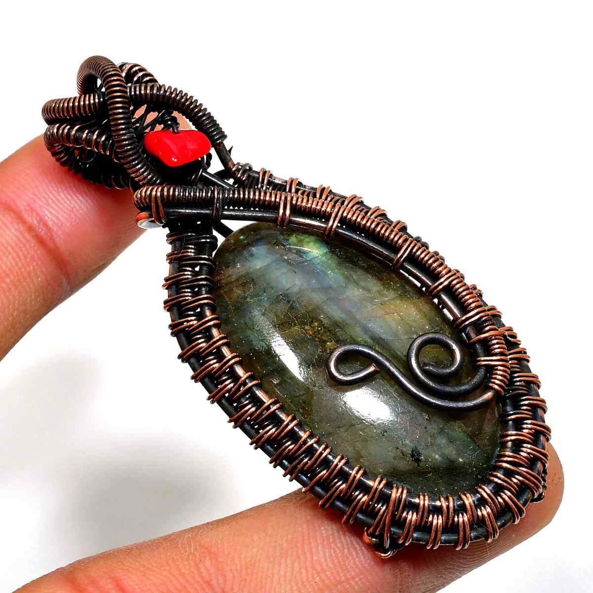 Enchanted Odyssey – Labradorite Copper Pendant