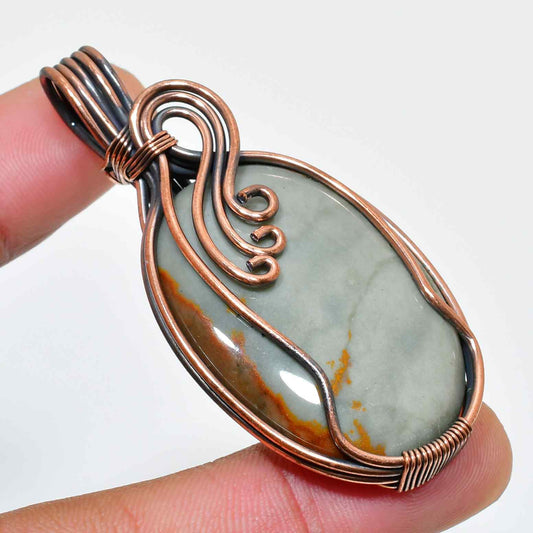 Serenity’s Embrace – Copper & Gemstone Pendant