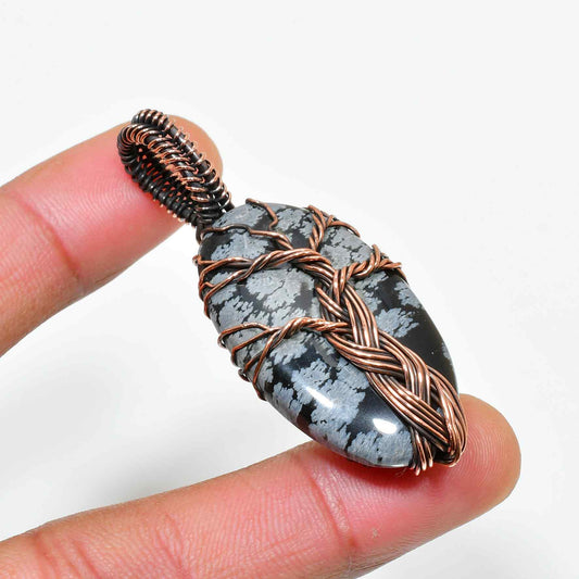 Obsidian Guardian – Copper-Wrapped Protection Pendant
