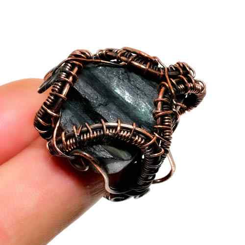 Terra Noir – Black Tourmaline Copper Pendant