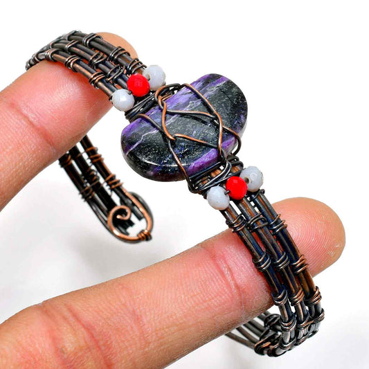 Luna’s Embrace – Amethyst & Copper Wire Bracelet