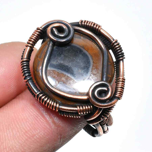 Elias’s Embrace – Tiger’s Eye Copper Ring