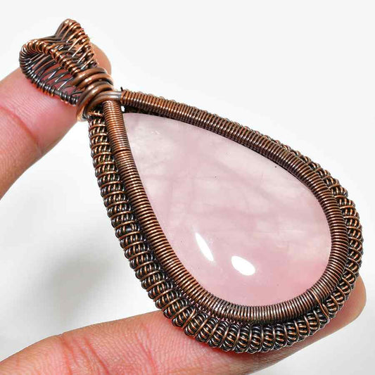 Serenity’s Embrace – Rose Quartz Copper Pendant