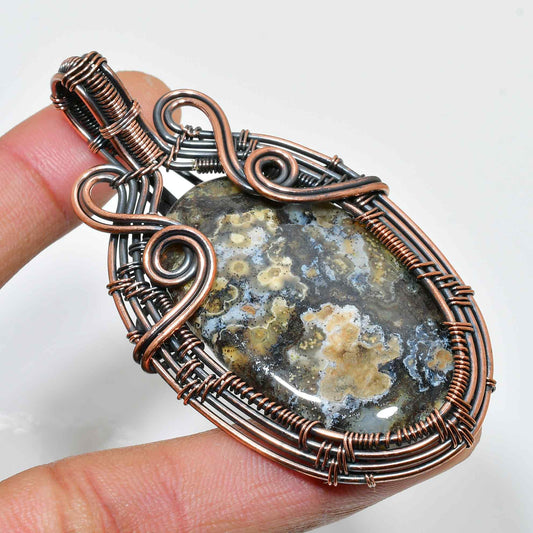 Gaia’s Embrace – Oxidized Copper Agate Pendant