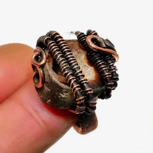 Earth’s Embrace – Raw Stone Copper Ring
