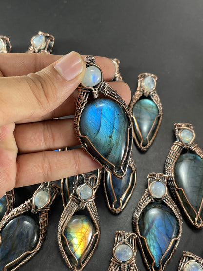 Blue Labradorite Gemstone Pendant