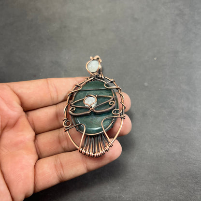 Green Bloodstone Gemstone Pendant