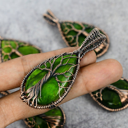 Green Labradorite Gemstone Pendant