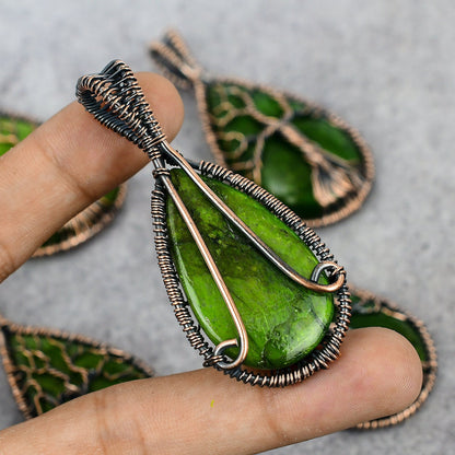 Green Labradorite Gemstone Pendant