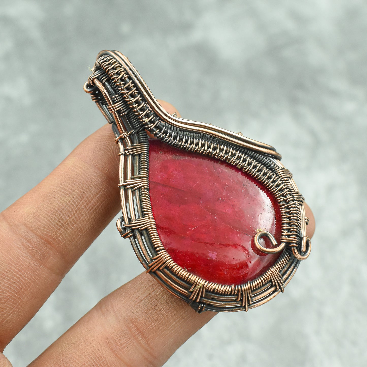 Red Flash Labradorite Gemstone Pendant