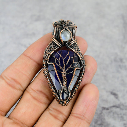 Blue Sapphire Gemstone Pendant
