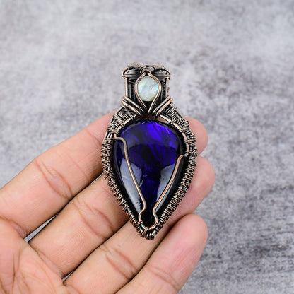 Blue Flash Labradorite & Moonstone Gemstone Pendant