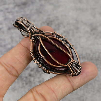 Red Flash Labradorite Gemstone Pendant