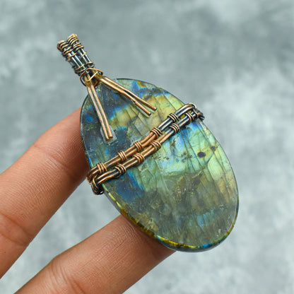 Blue Flash Labradorite Gemstone Pendant