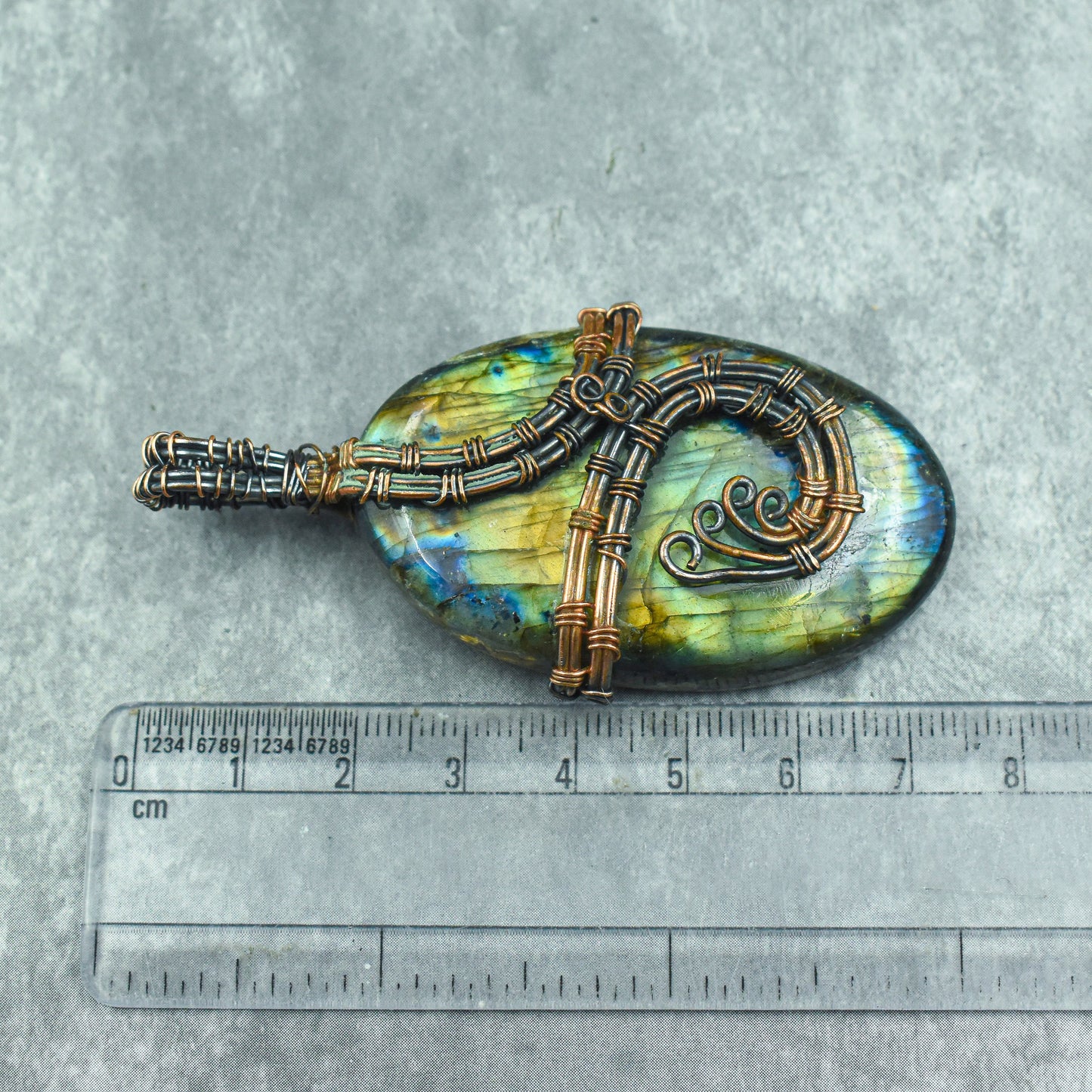 Blue Flash Labradorite Gemstone Pendant