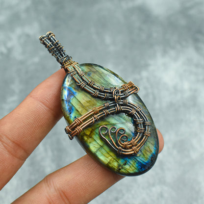 Blue Flash Labradorite Gemstone Pendant