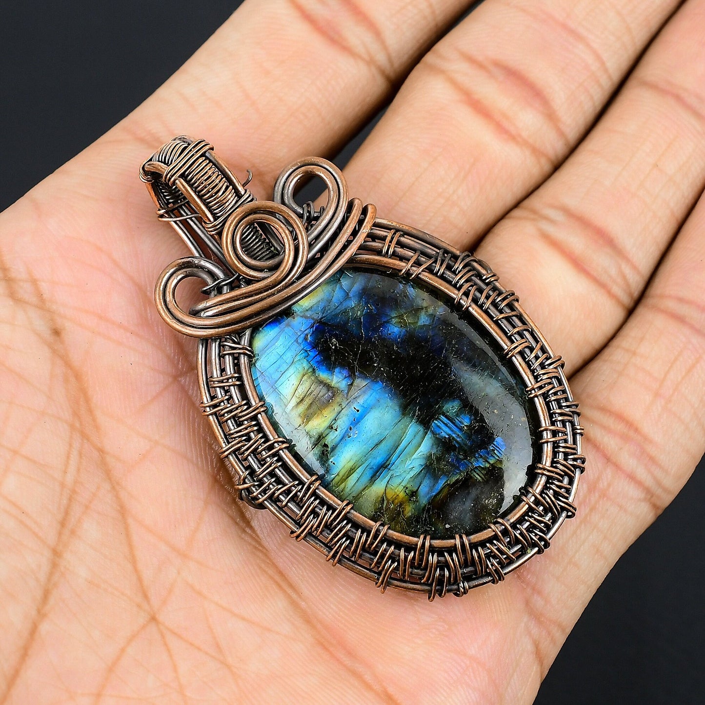 Blue Flash Labradorite Gemstone Pendant