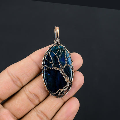 Blue Flash Labradorite Gemstone Pendant