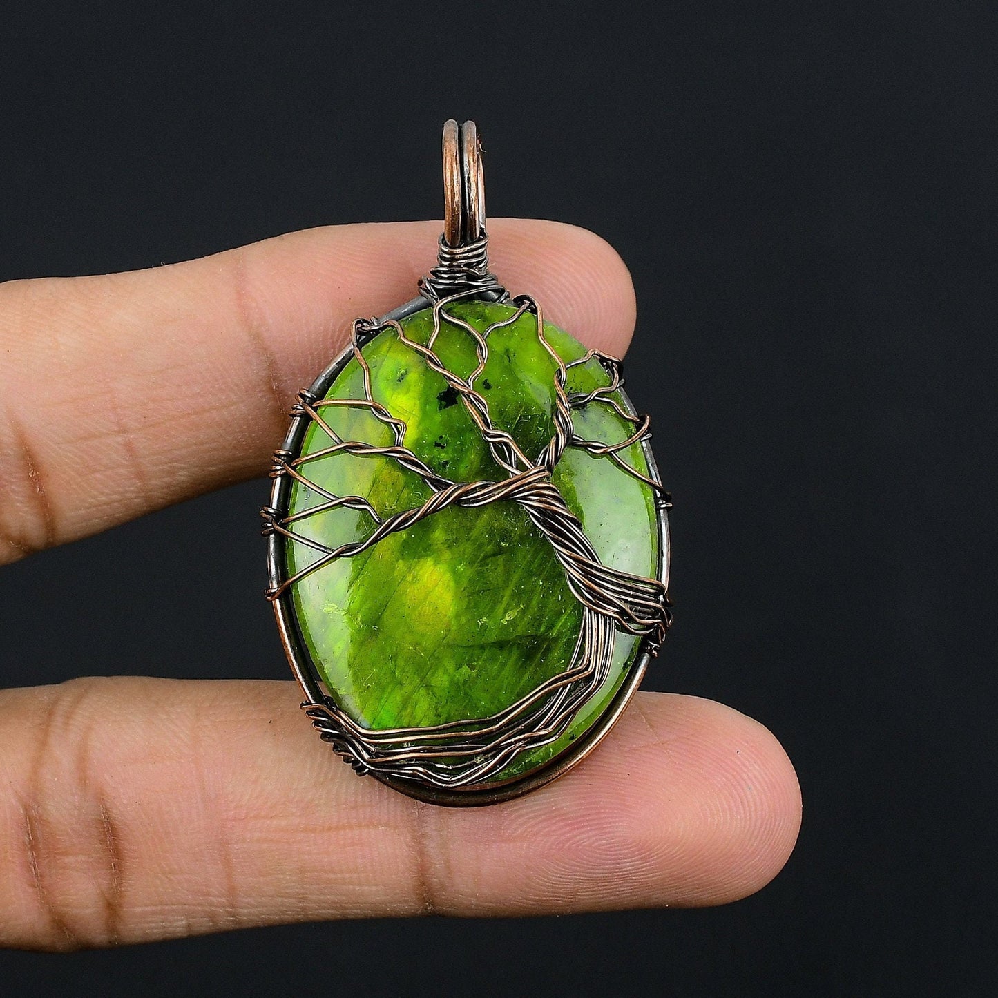 Green Labradorite Gemstone Pendant
