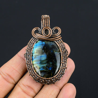 Blue Flash Labradorite Gemstone Pendant