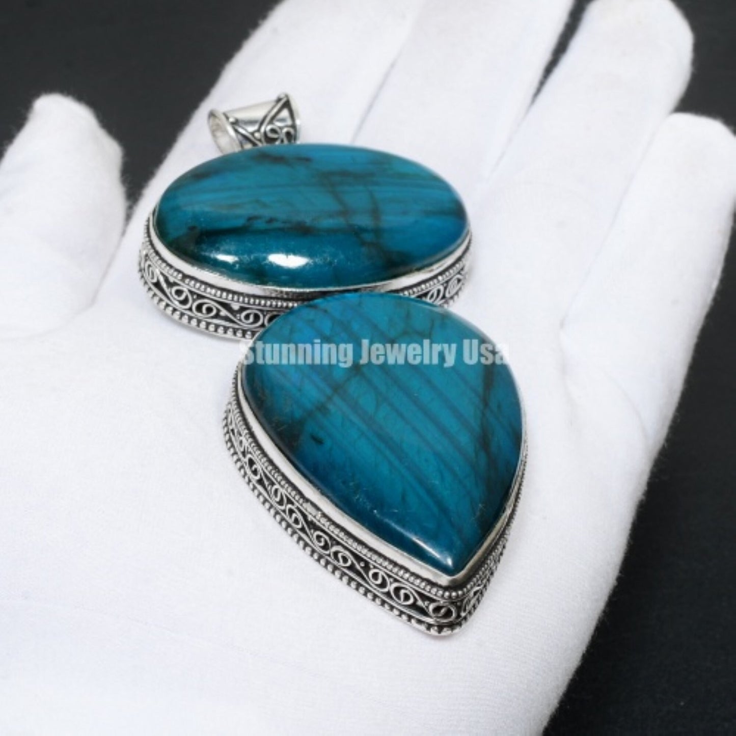 Blue Flash Labradorite Gemstone Pendant