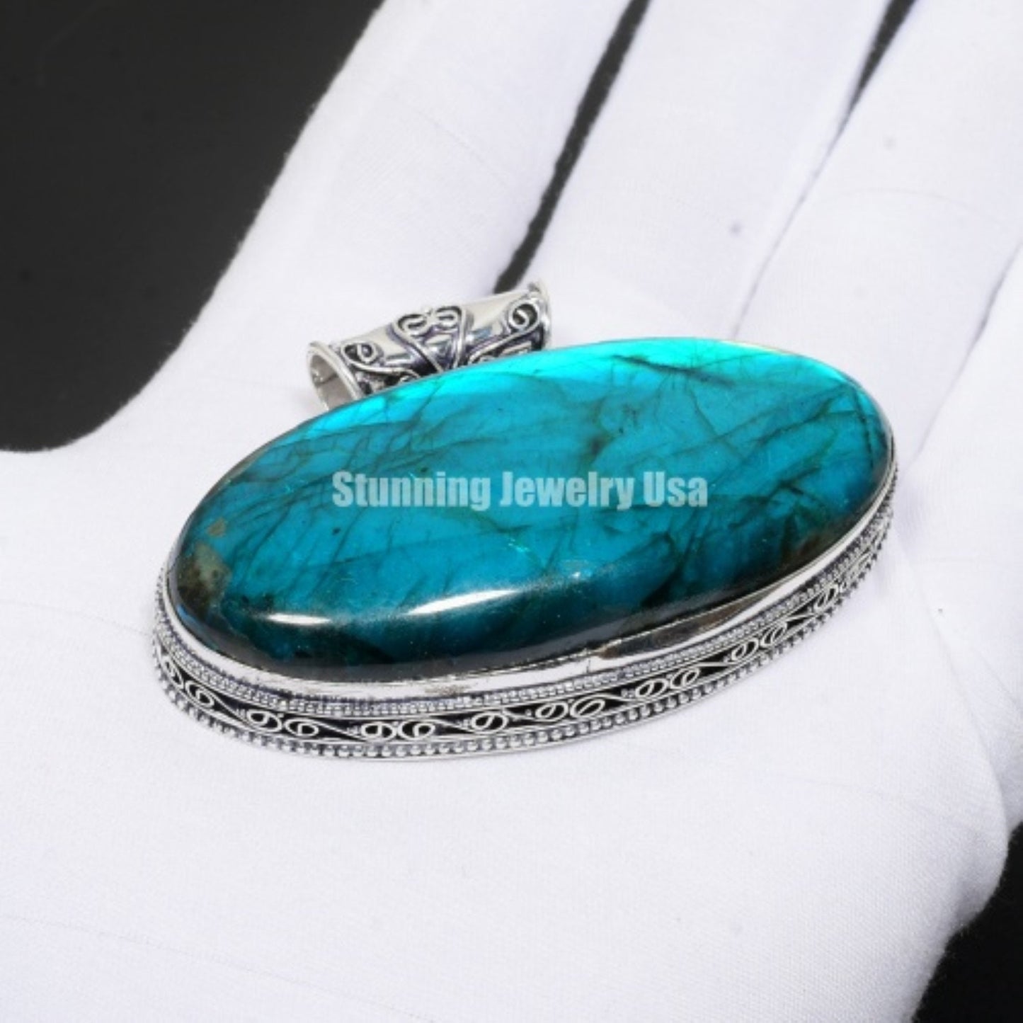 Blue Flash Labradorite Gemstone Pendant