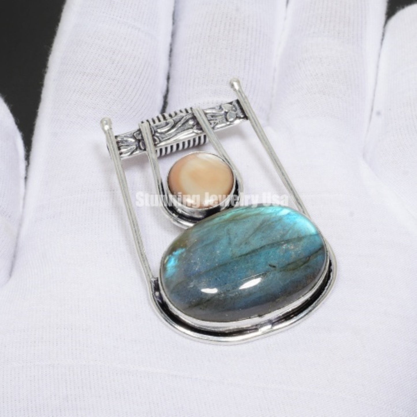 Blue Flash Labradorite Sterling Silver Pendant
