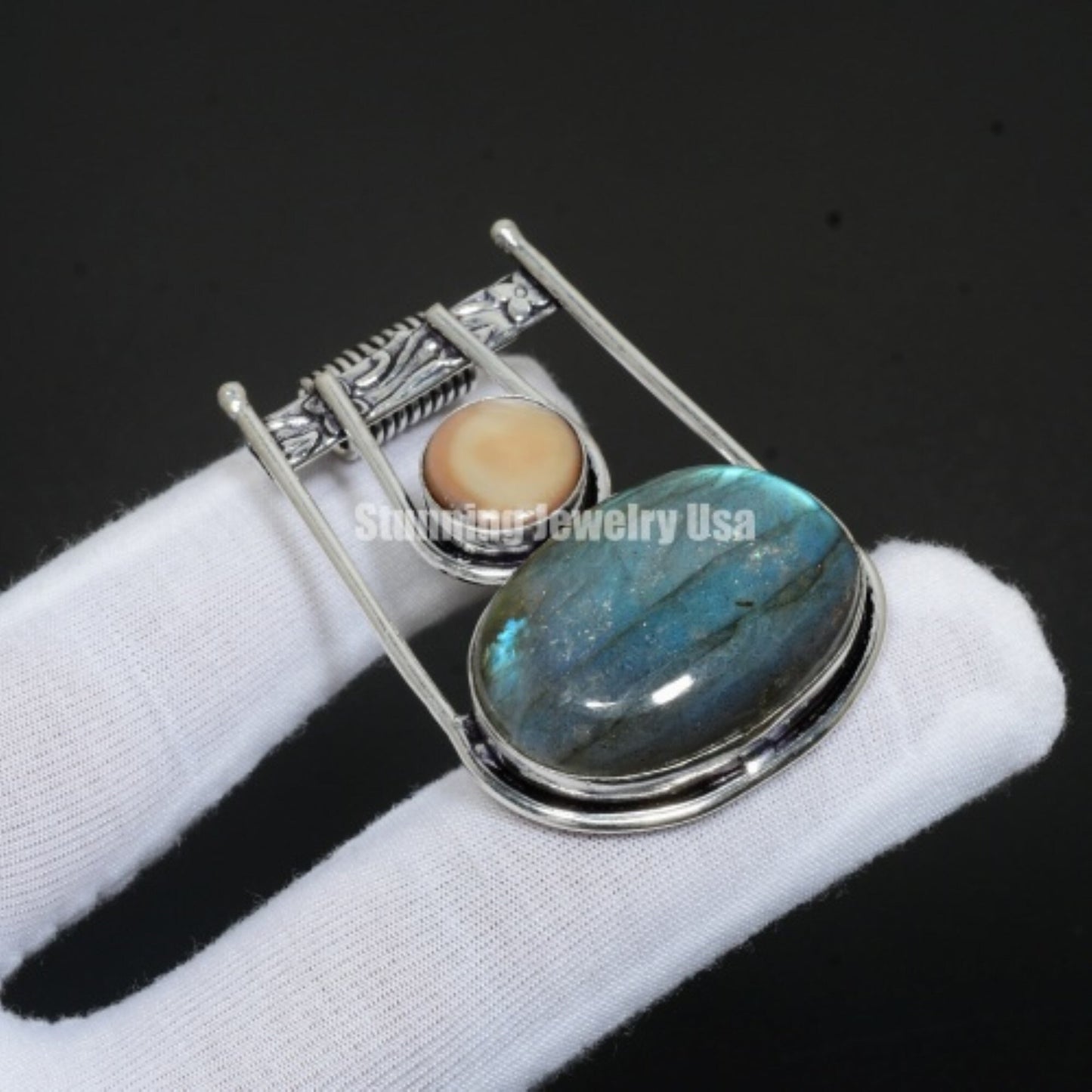 Blue Flash Labradorite Sterling Silver Pendant