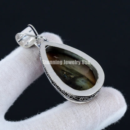 Red Flash Labradorite Sterling Silver Pendant