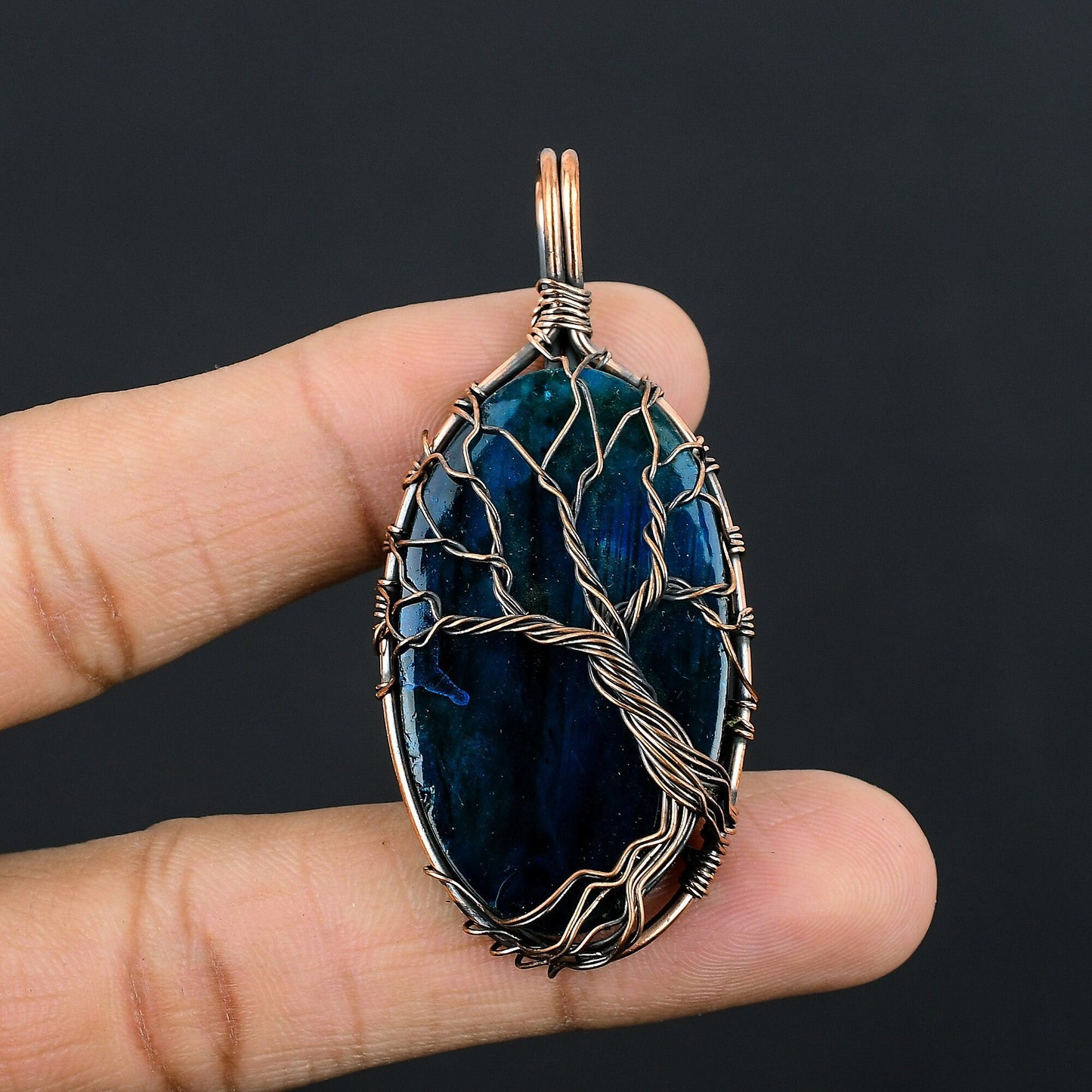 Blue Flash Labradorite Gemstone Pendant