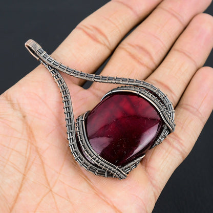 Red Flash Labradorite Gemstone Pendant