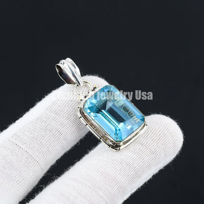 Swiss Blue Topaz Gemstone Pendant