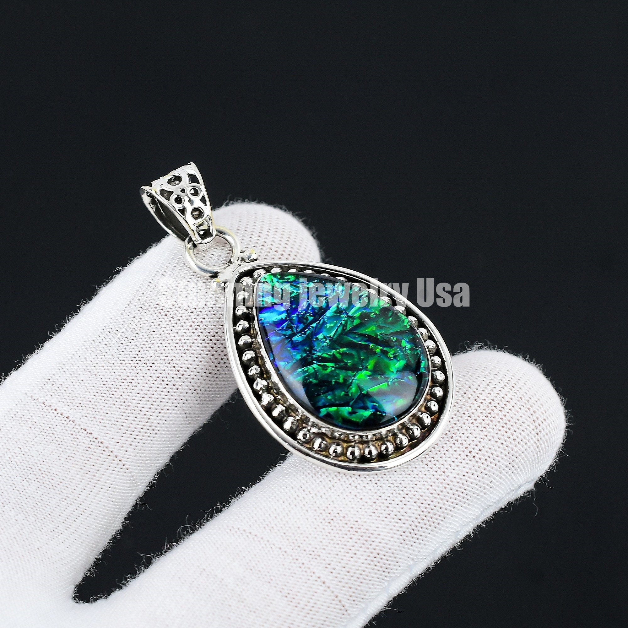 Selected Variant Image