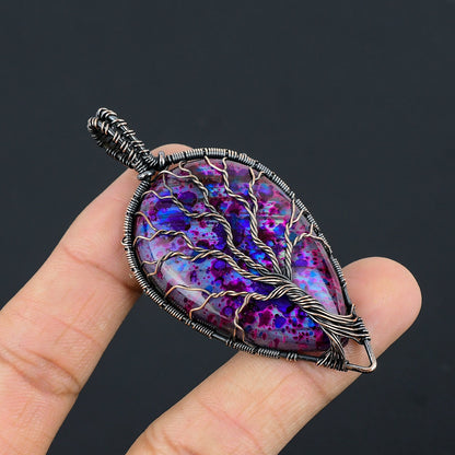 Multi-Fire Labradorite Gemstone Pendant