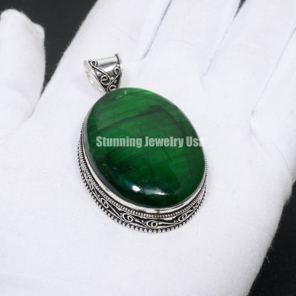 Green Flash Labradorite Gemstone Pendant