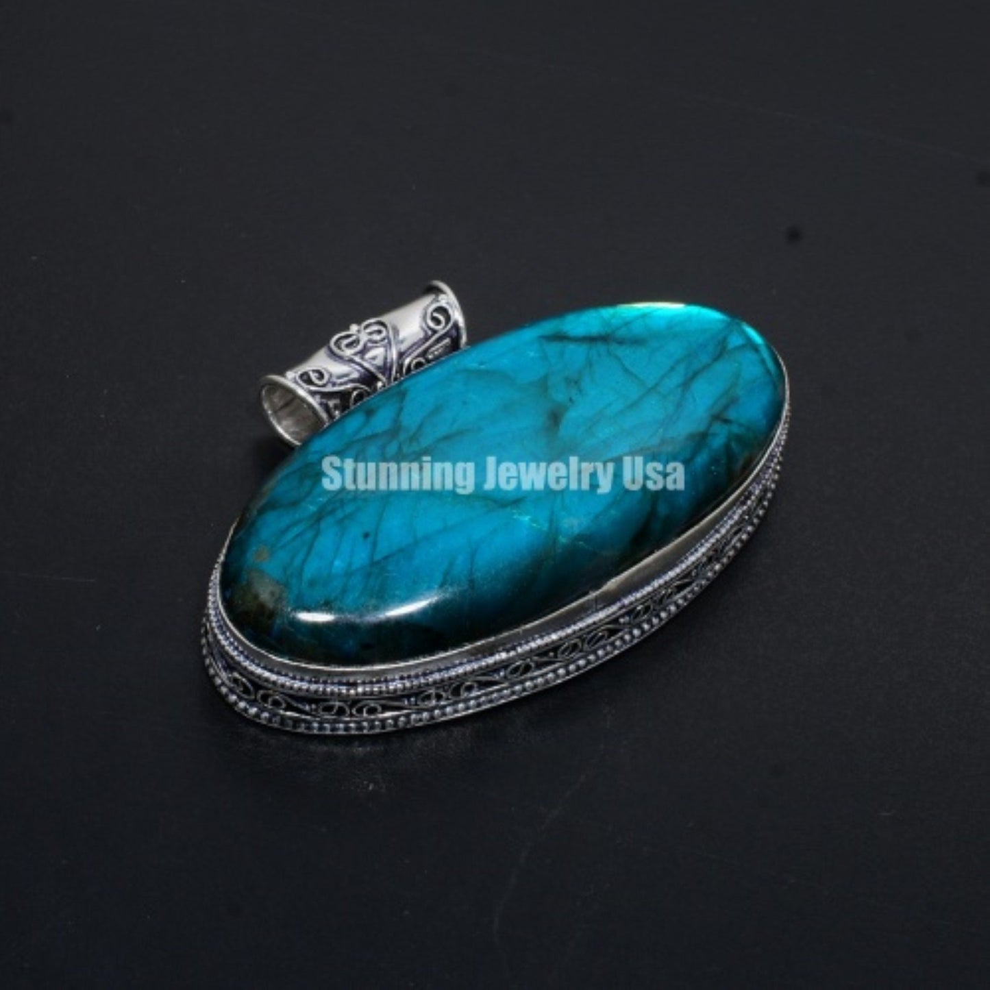 Blue Flash Labradorite Gemstone Pendant