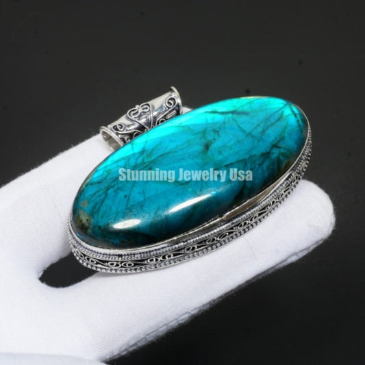 Blue Flash Labradorite Gemstone Pendant