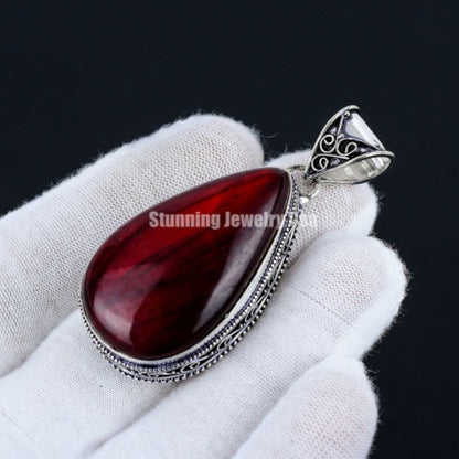 Red Flash Labradorite Sterling Silver Pendant