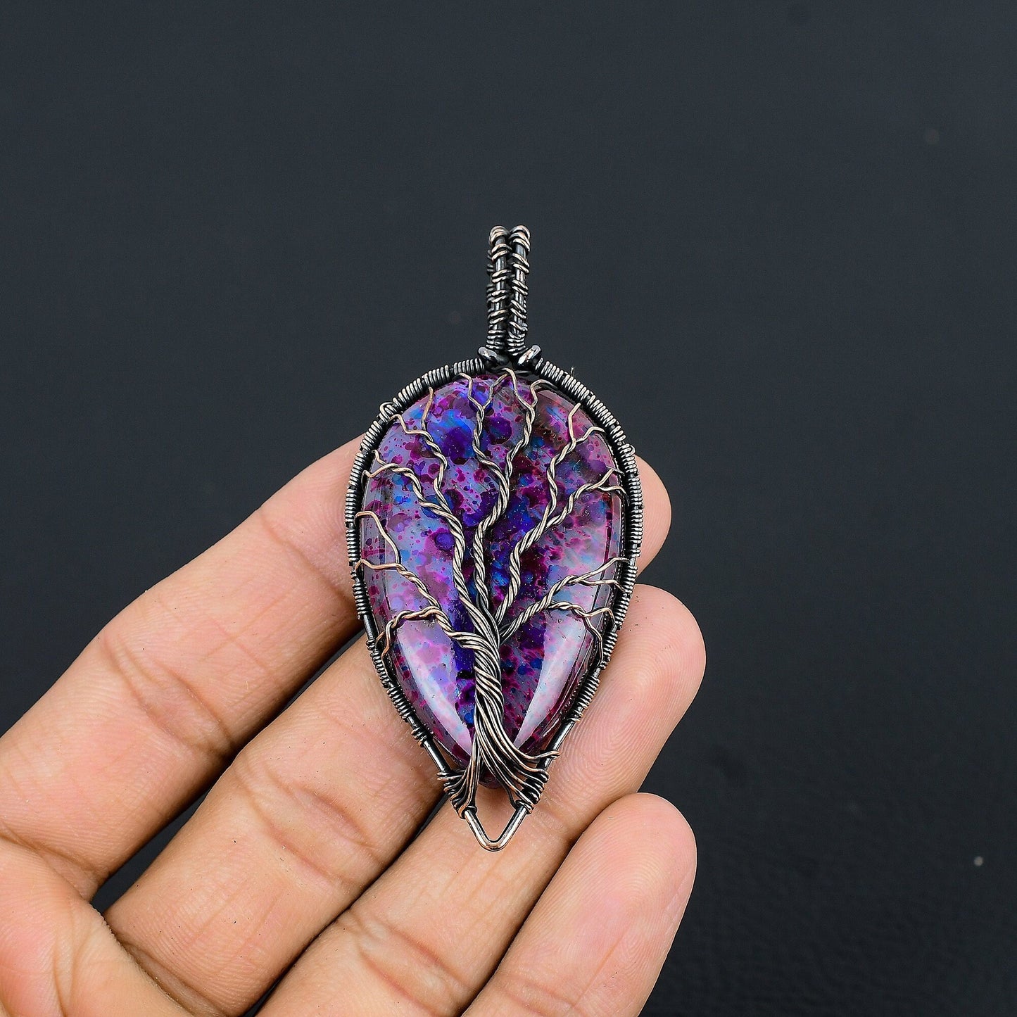 Multi-Fire Labradorite Gemstone Pendant