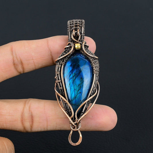 Blue Flash Labradorite Gemstone Pendant