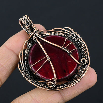 Red Flash Labradorite Gemstone Pendant