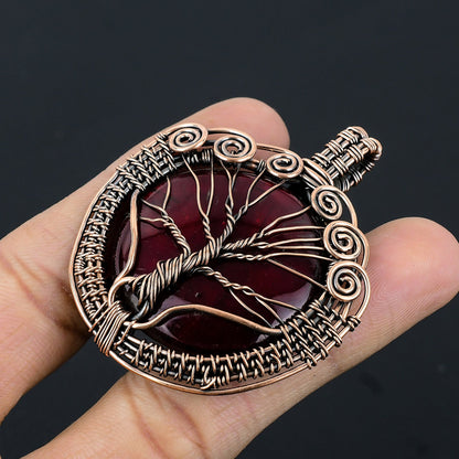 Red Flash Labradorite Gemstone Pendant