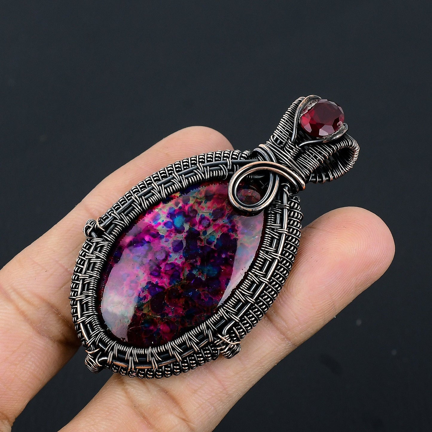 Multi-Color Labradorite Gemstone Pendant