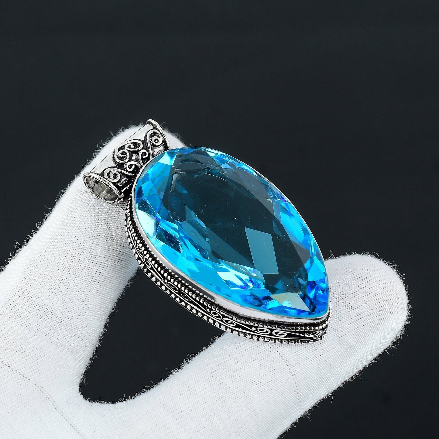 Swiss Blue Topaz Gemstone Pendant