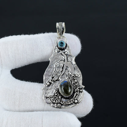 Blue Topaz & Labradorite Gemstone Pendant